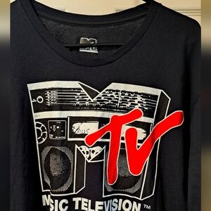 Vintage style M T.v graphic tee shirt. Like new, very clean